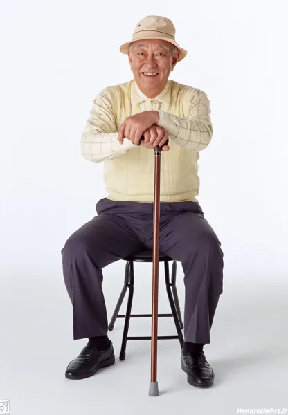  عکس پیر مرد با عصا