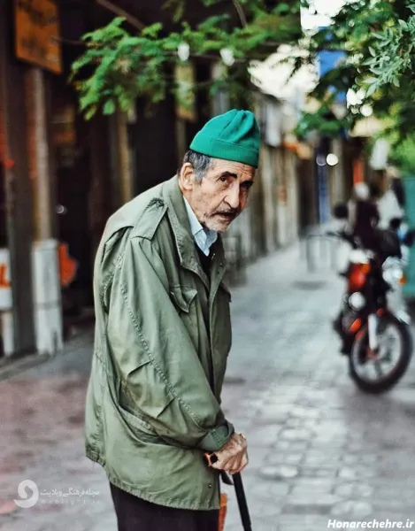  عکس پیر مرد با عصا