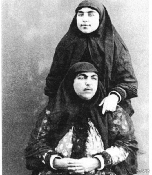 عکس مرد سیبیلو خنده دار