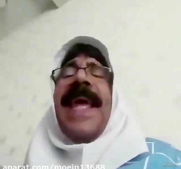 عکس مرد سیبیلو خنده دار