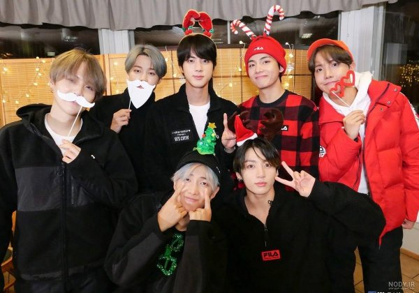 عکس کریسمس بی تی اس