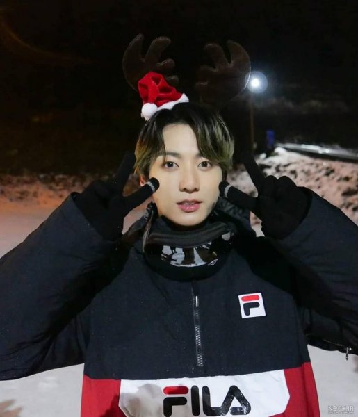  عکس کریسمس بی تی اس