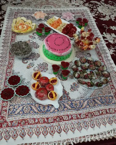  تزیین شب یلدا برای عروس اینستاگرام