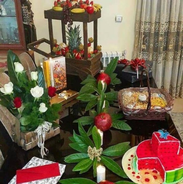  سفره شب یلدا ساده و شیک برای عروس