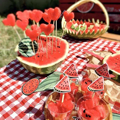  200 عکس سفره شب یلدا باکلاس