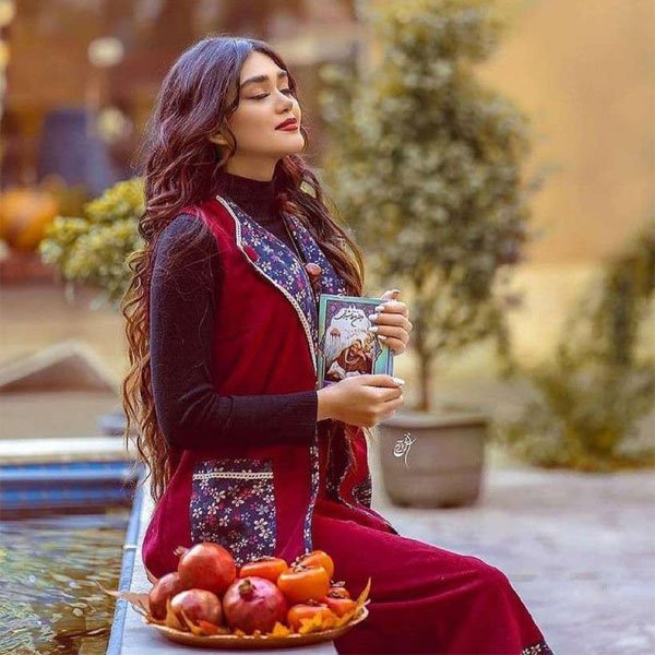 عکس یلدایی در طبیعت