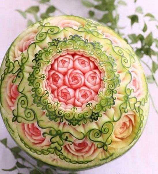  تزیین هندوانه شب یلدا برای عروس