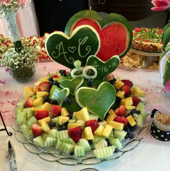  تزیین هندوانه شب یلدا برای عروس