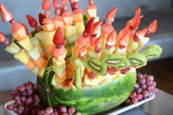  تزیین هندوانه شب یلدا برای عروس