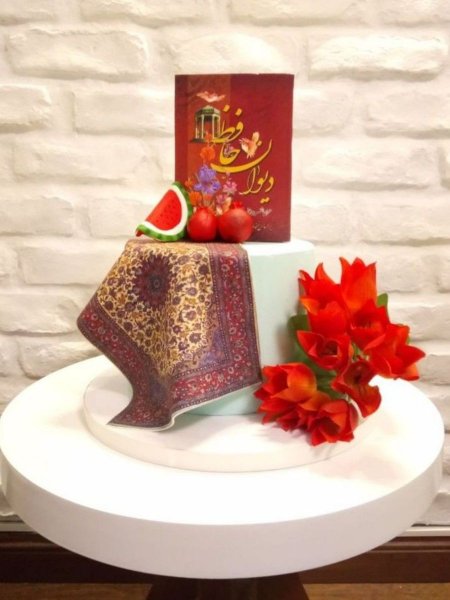  90 عکس کیک شب یلدا لاکچری