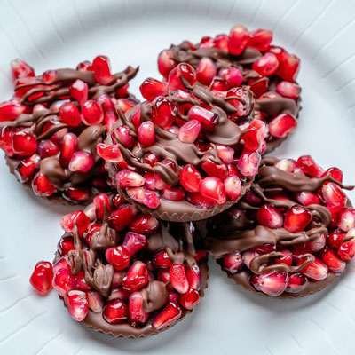  کیک شب یلدا برای مدرسه