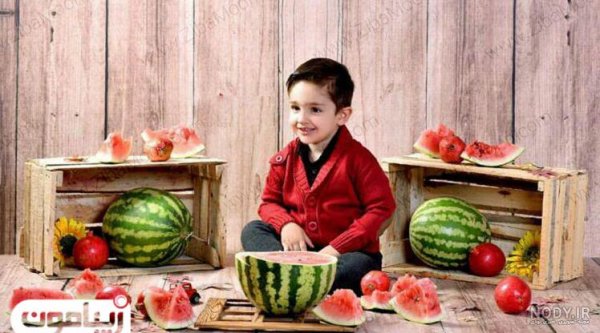 ژست یلدایی پسرانه