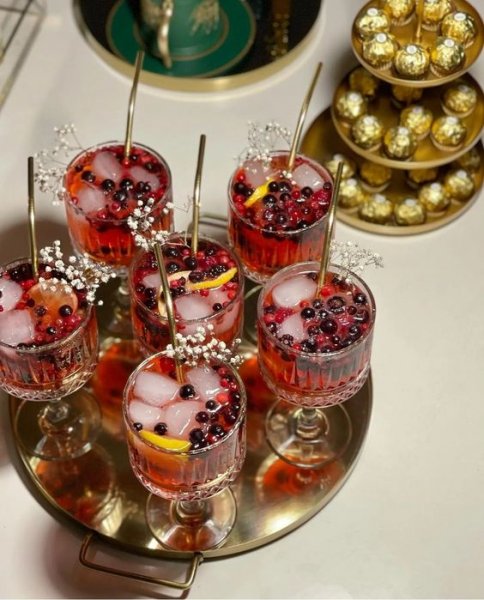  200 عکس شب یلدا تو خونه