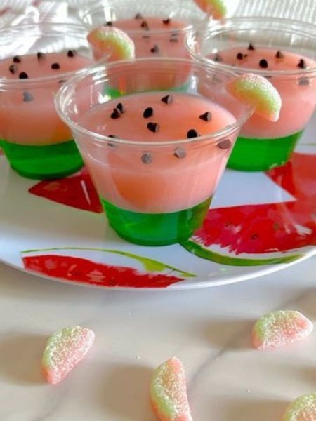 ژله شب یلدا برای مدرسه