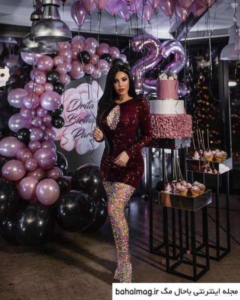  ژست عکس ولنتاین دخترانه