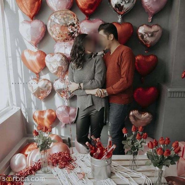 ژست عکس ولنتاین با کیک