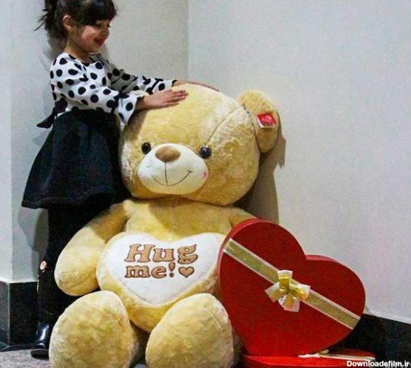  ژست عکس با خرس ولنتاین