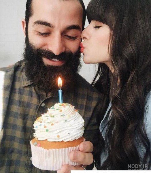  ژست عکس ولنتاین با کیک