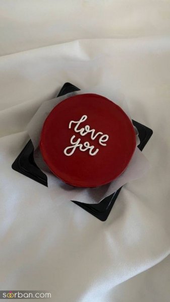  ژست عکس ولنتاین با کیک