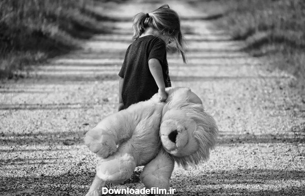  عکس دختر با خرس عروسکی برای پروفایل