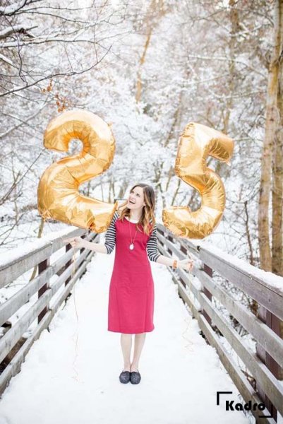  ژست عکاسی در برف اینستاگرام