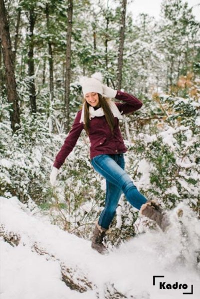  ژست عکاسی در برف دخترانه