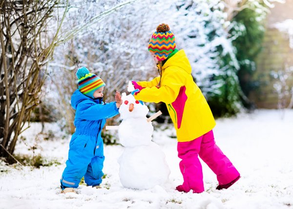  ژست عکس برفی بچه گانه