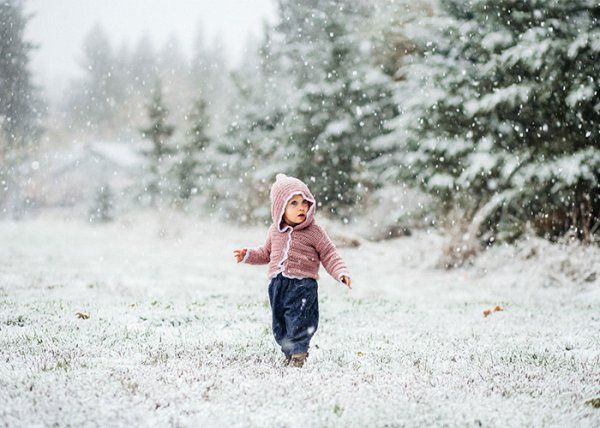  ژست عکس برفی بچه گانه