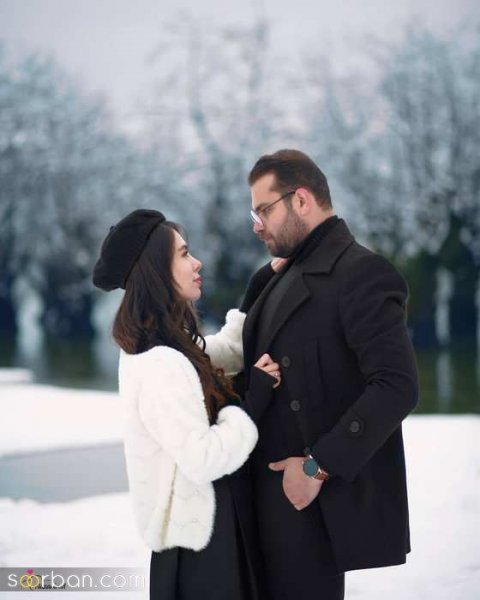  ژست عکس برفی عاشقانه