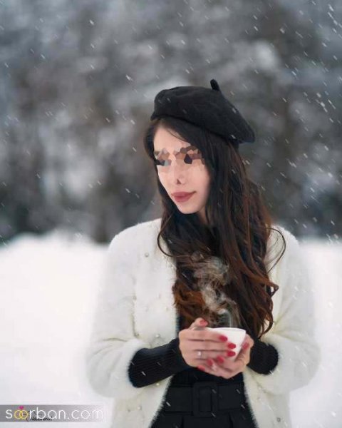  ژست عکس برفی عاشقانه