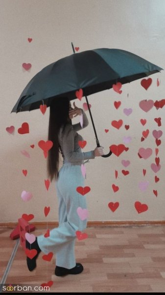  ژست عکس دونفره با گل