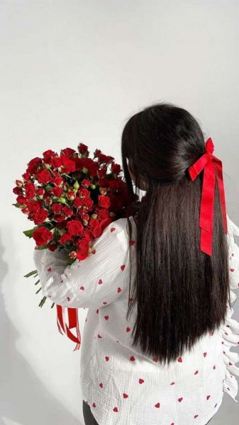  عکس با دسته گل بدون چهره