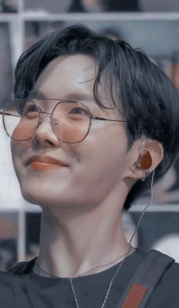  عکس جیهوپ بی تی اس