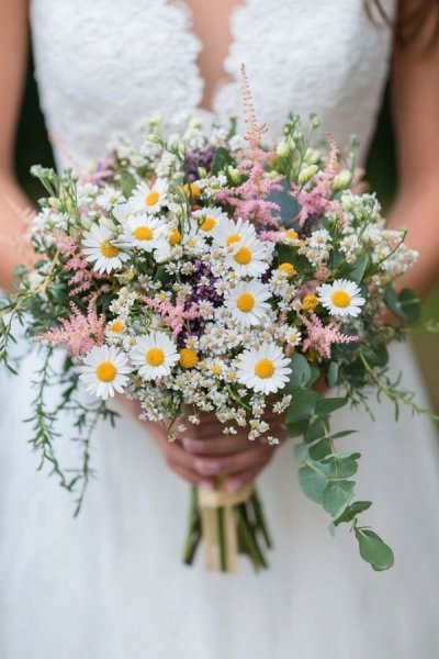  عکس با دسته گل عروس