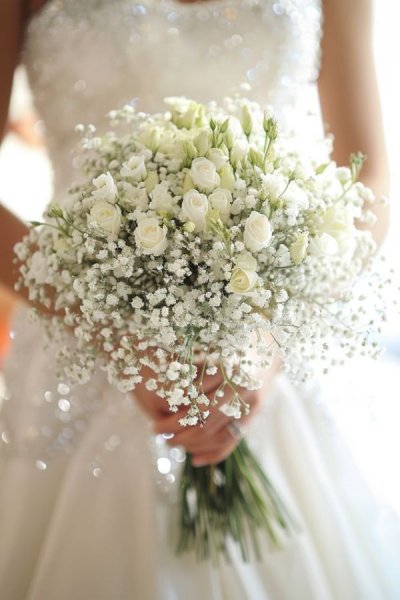  عکس با دسته گل عروس