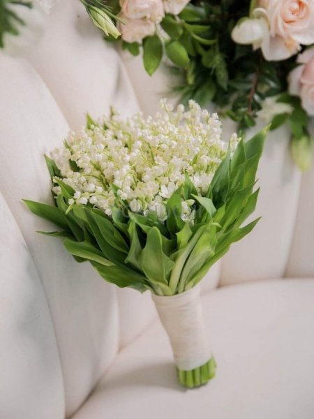  دسته گل عروس سفید