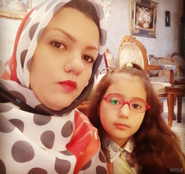 عکس فیک مادر دختری طبیعی