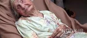 عکس مادر پیر غمگین