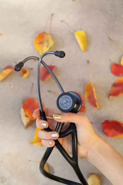 عکس پروفایل دکتری زیبا پسرانه