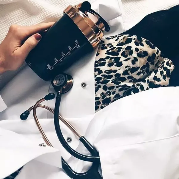  عکس دکتر برای پروفایل دخترانه