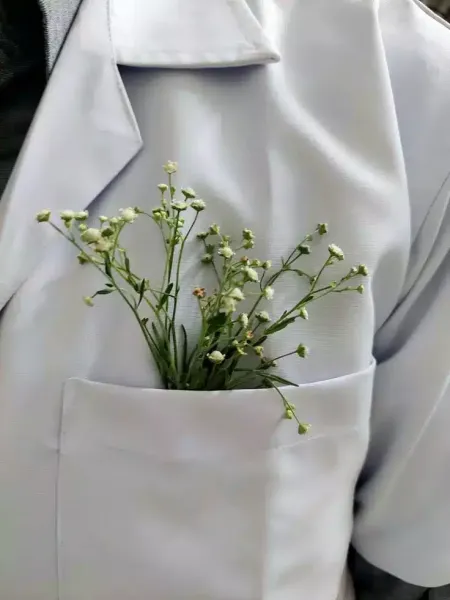  عکس دکتر برای پروفایل دخترانه