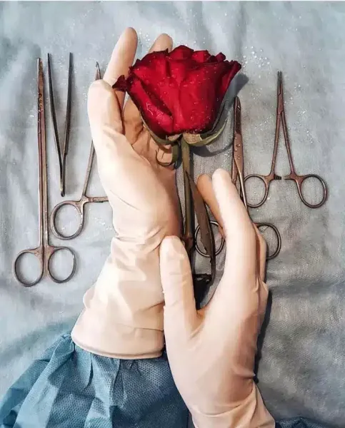  عکس دکتر برای پروفایل دخترانه