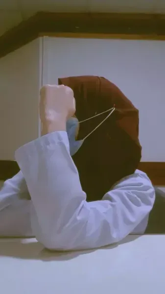  عکس خانم دکتر برای پروفایل