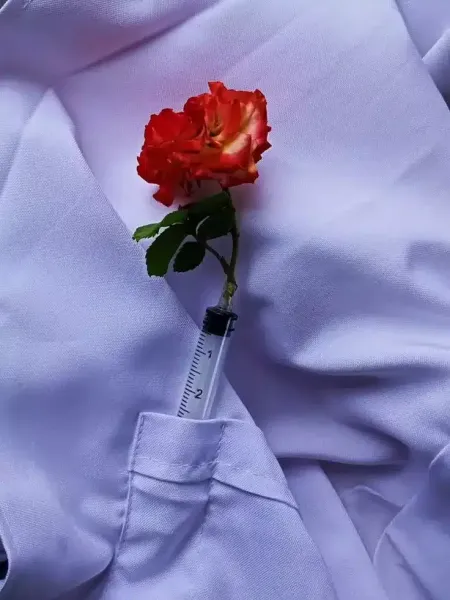  عکس خانم دکتر خوشگل ایرانی