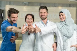 عکس خانم دکتر با حجاب فانتزی