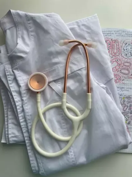 عکس خانم دکتر برای پروفایل