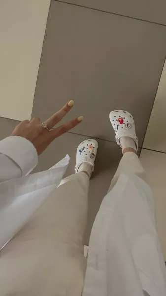  عکس دکتر برای پروفایل