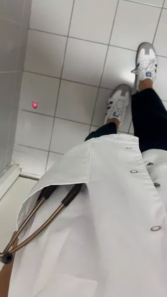  عکس دکتر برای پروفایل