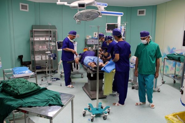 عکس جای بخیه عمل قلب