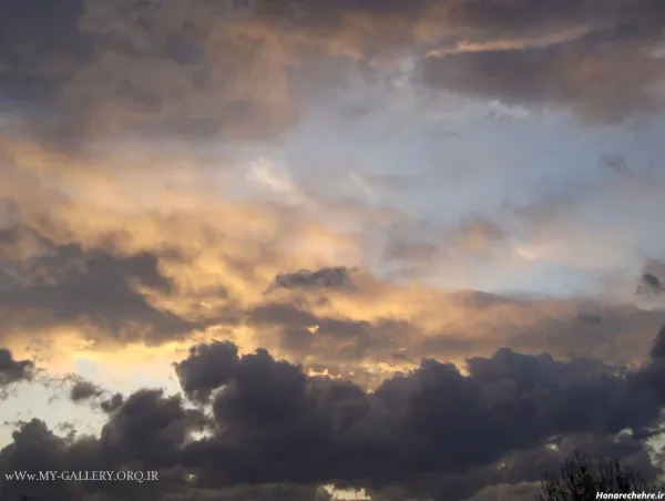 عکس آسمان ابری و بارانی